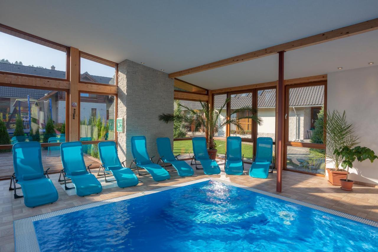Apartmány a Štúdia Villa Flora Liptovská Sielnica Exterior foto